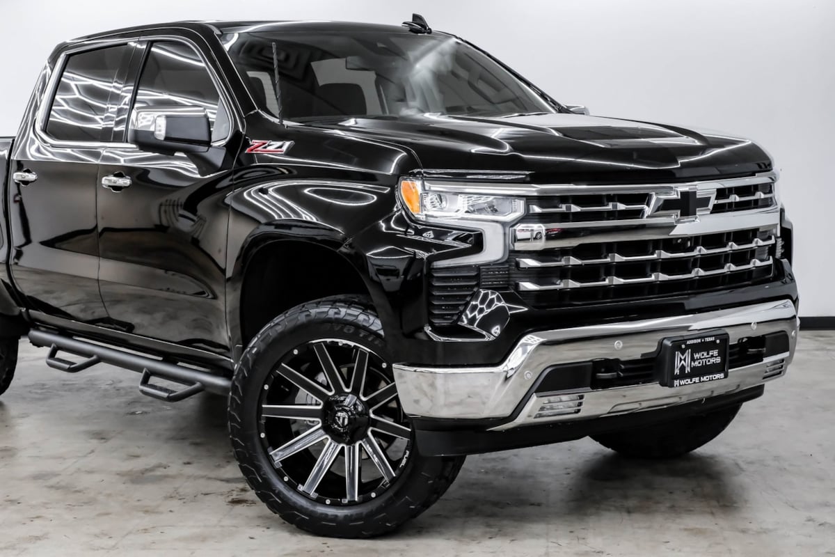 2022 Chevrolet Silverado 1500 LTZ photo 4