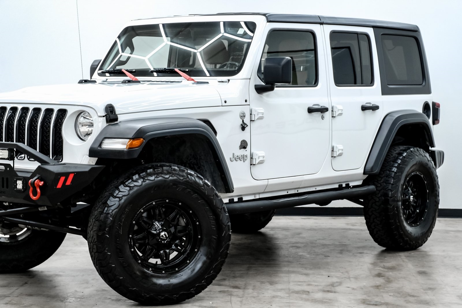 2018 Jeep Wrangler Unlimited Sport S photo 3