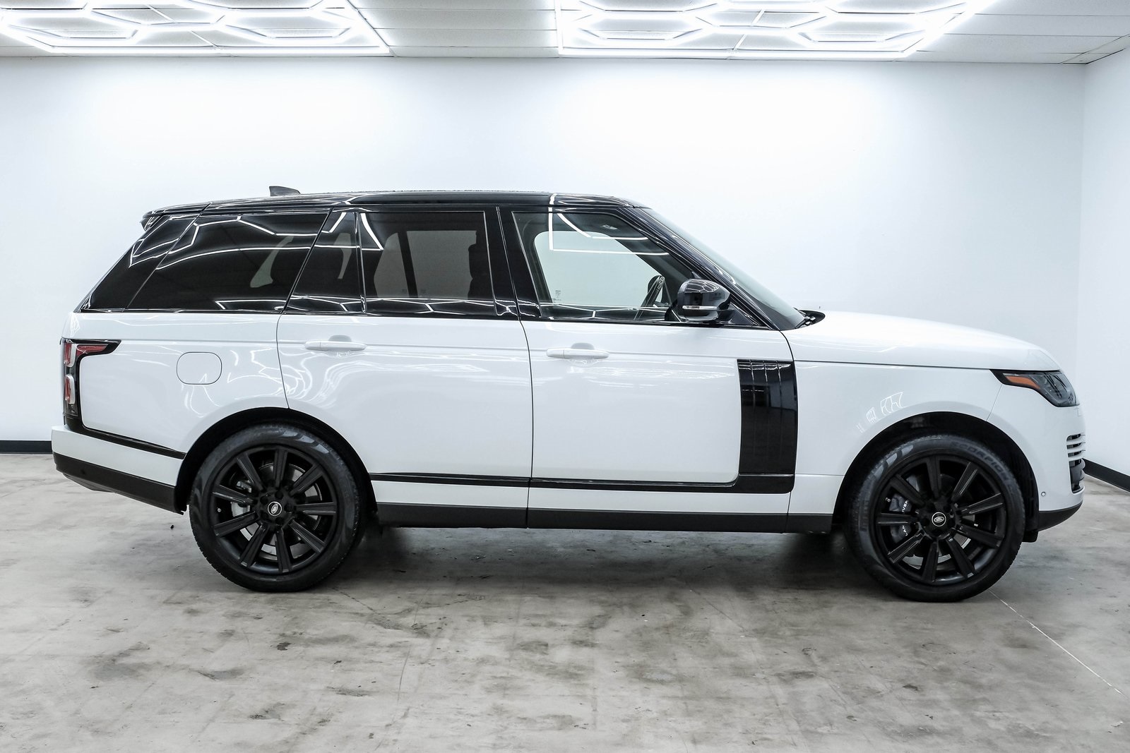 2021 Land Rover Range Rover HSE Westminster Edition photo 4