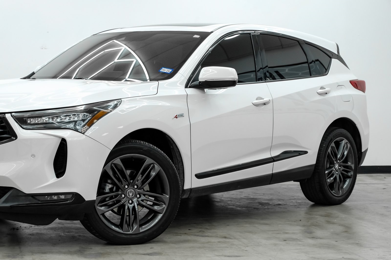 2022 Acura RDX A-Spec photo 3