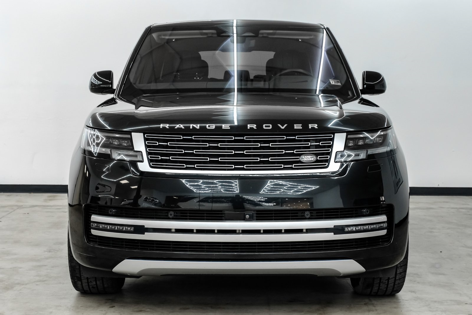 2023 Land Rover Range Rover Autobiography photo 4