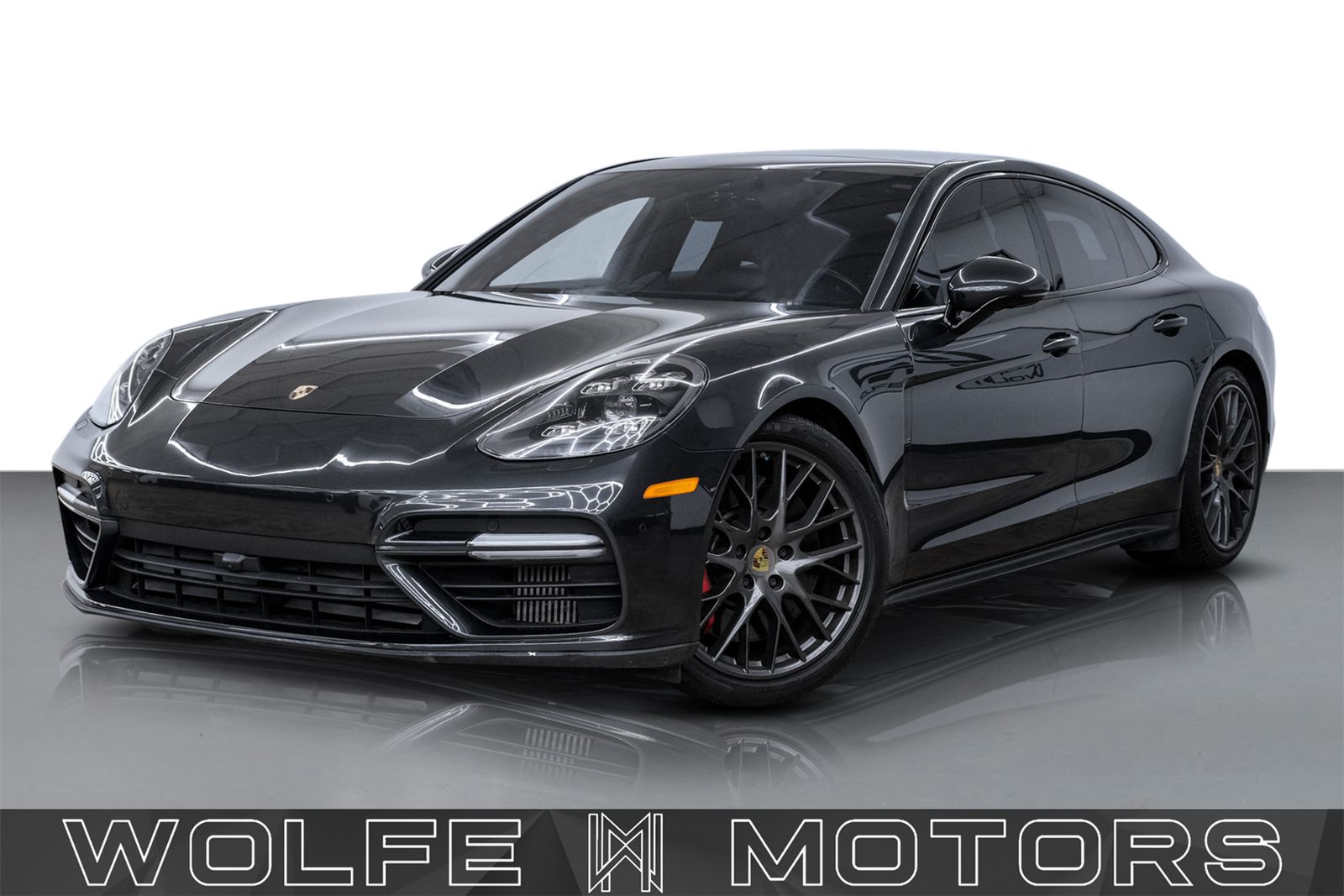 2017 Porsche Panamera Turbo's photo