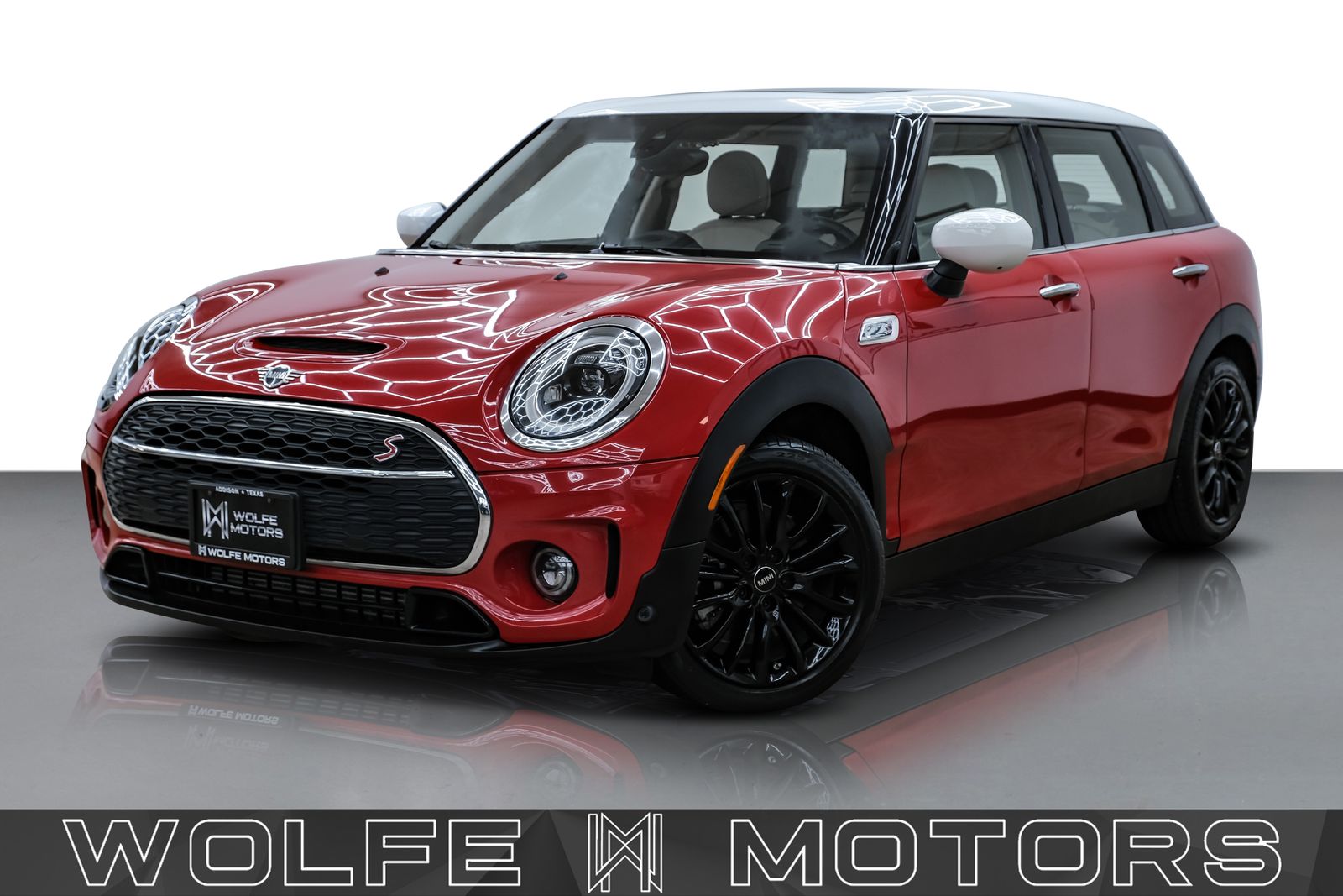2024 MINI Clubman Cooper S's photo