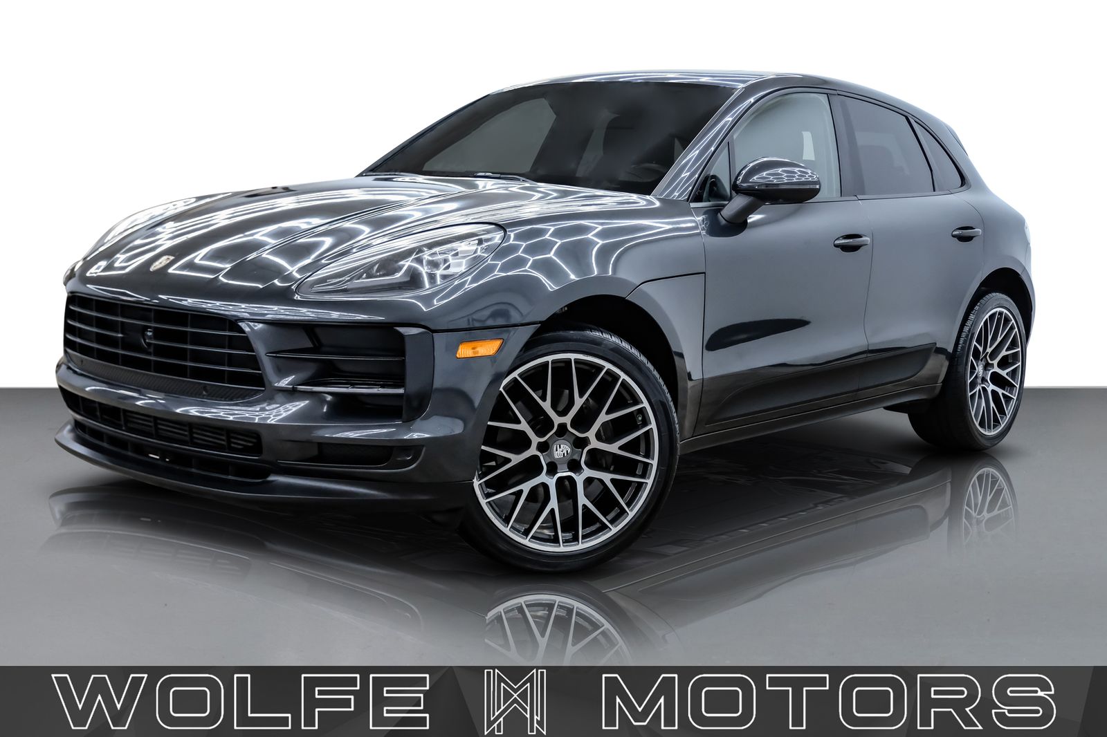 2019 Porsche Macan -'s photo