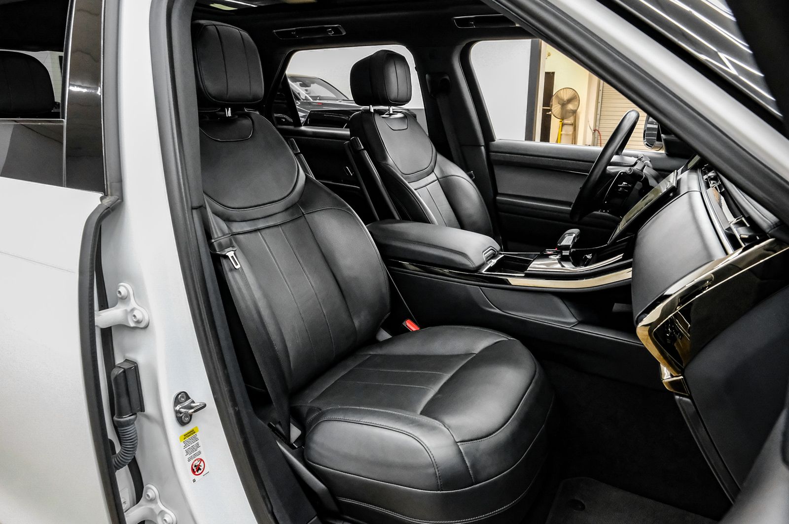 2024 Land Rover Range Rover Sport SE Dynamic - Photo 37