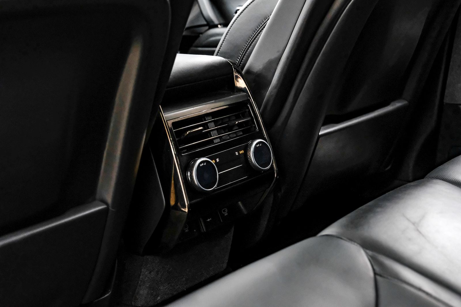 2024 Land Rover Range Rover Sport SE Dynamic - Photo 40