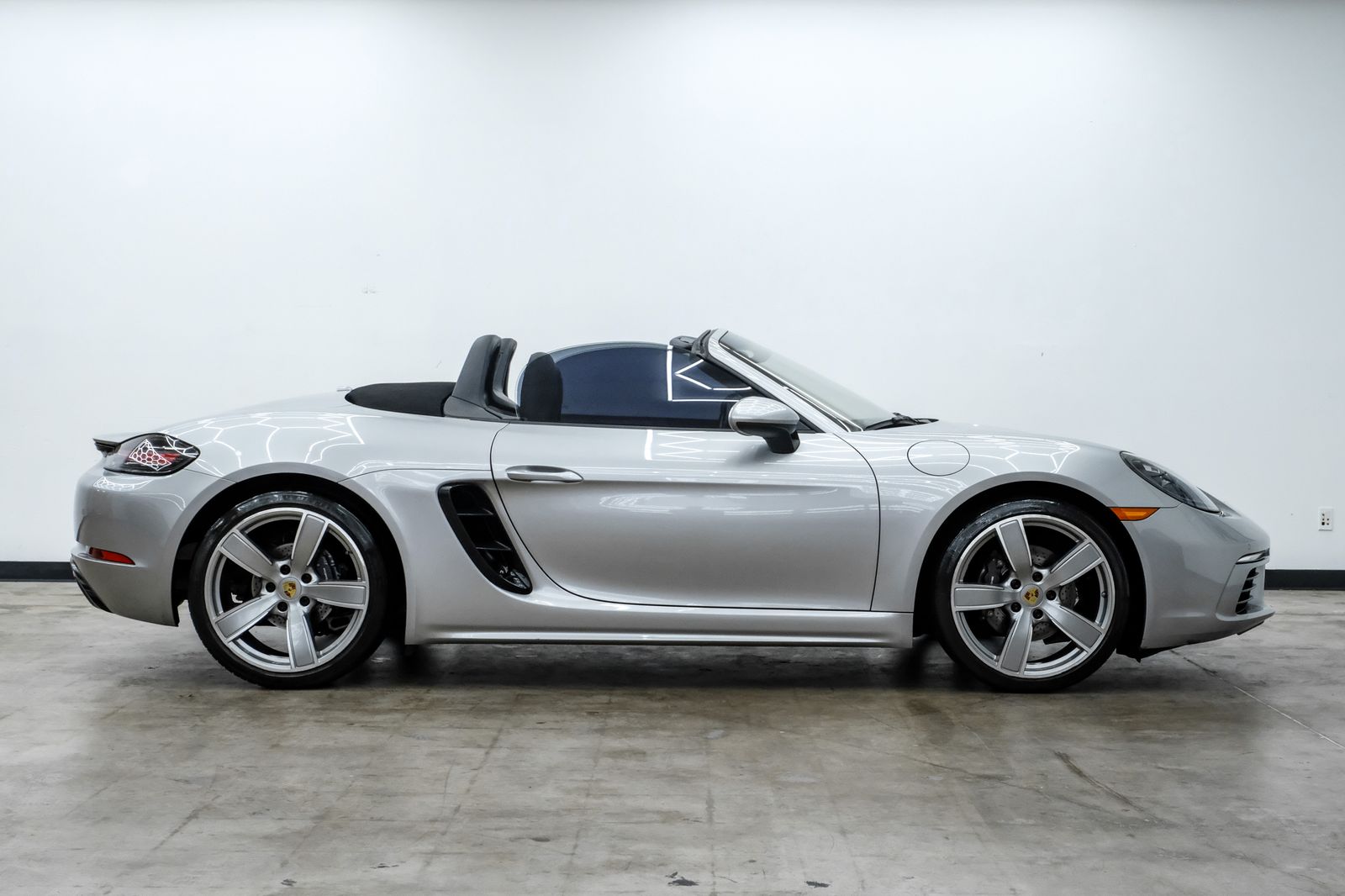 2019 Porsche 718 Base - Photo 10