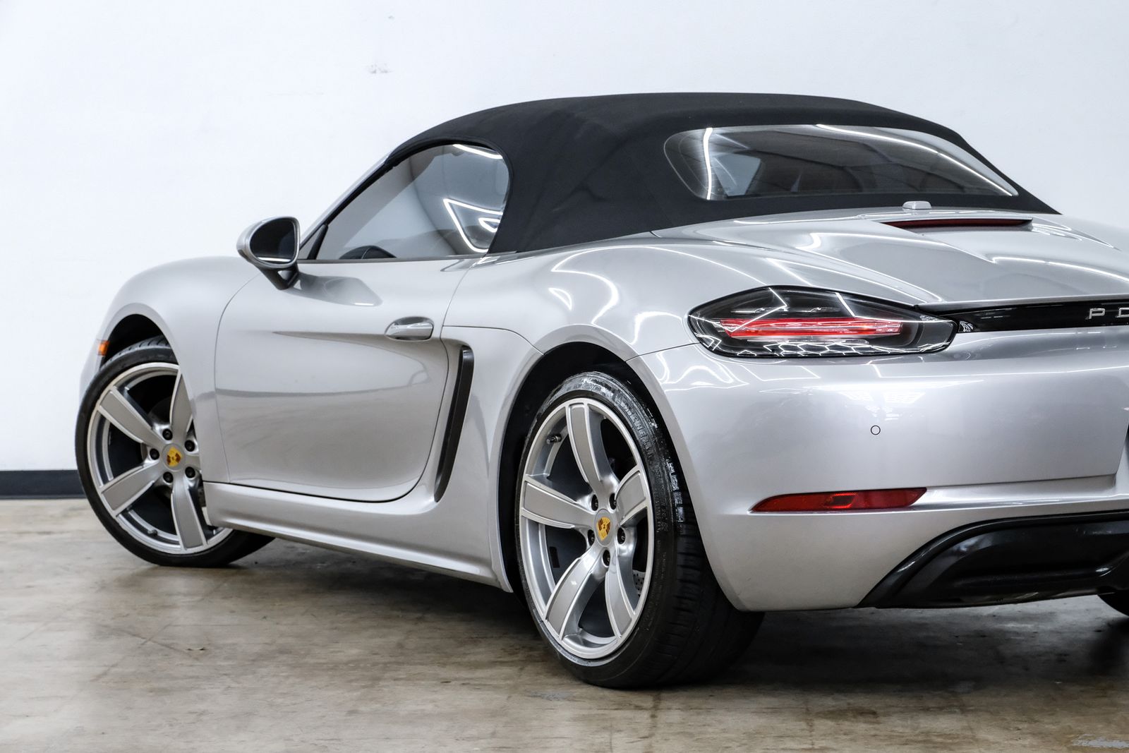 2019 Porsche 718 Base - Photo 20
