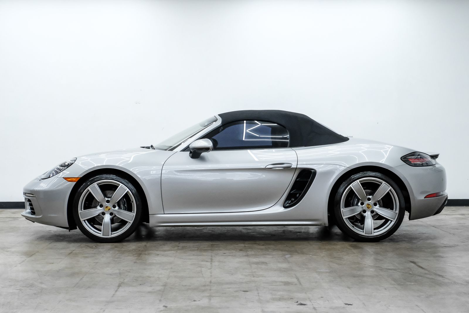 2019 Porsche 718 Base - Photo 23