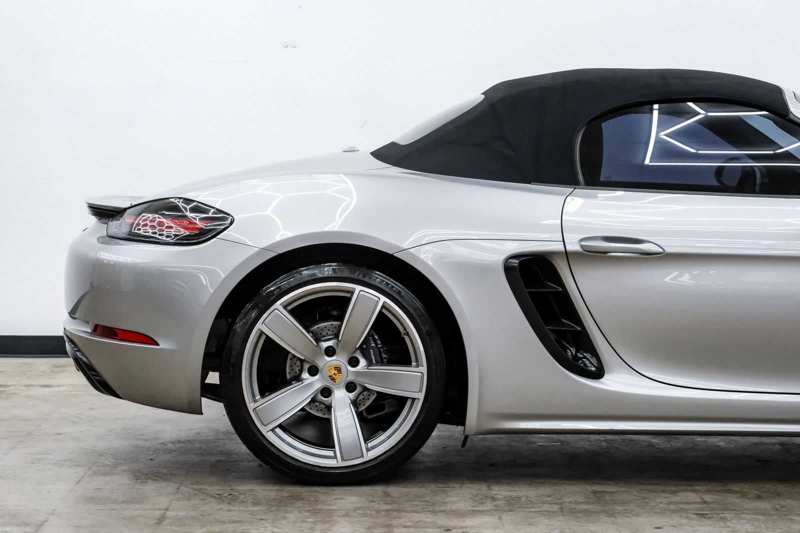 2019 Porsche 718 Base - Photo 24