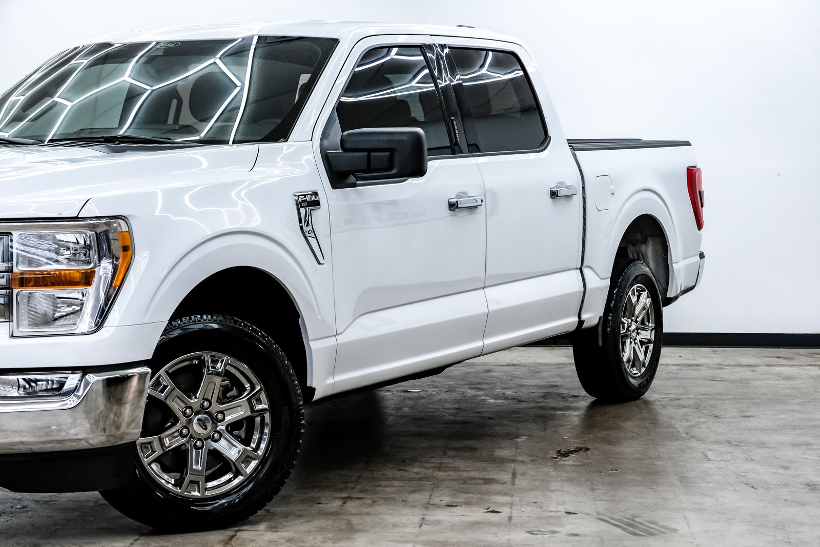 2022 Ford F-150 XLT - Photo 3