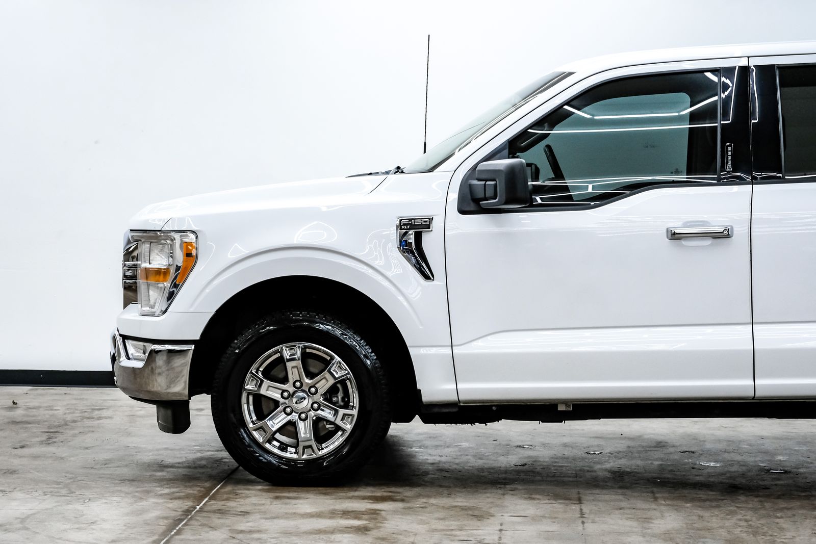 2022 Ford F-150 XLT - Photo 11