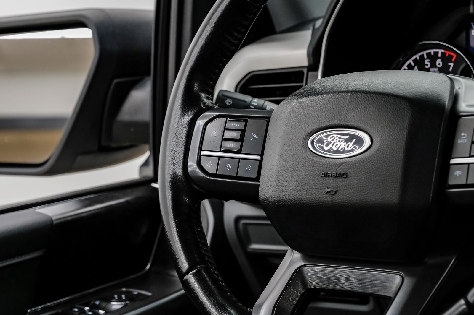 2022 Ford F-150 XLT - Photo 19