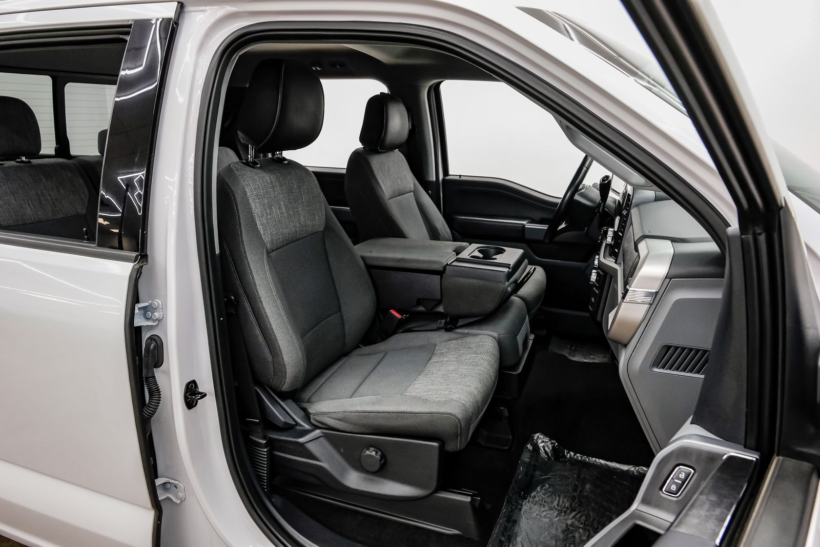 2022 Ford F-150 XLT - Photo 37