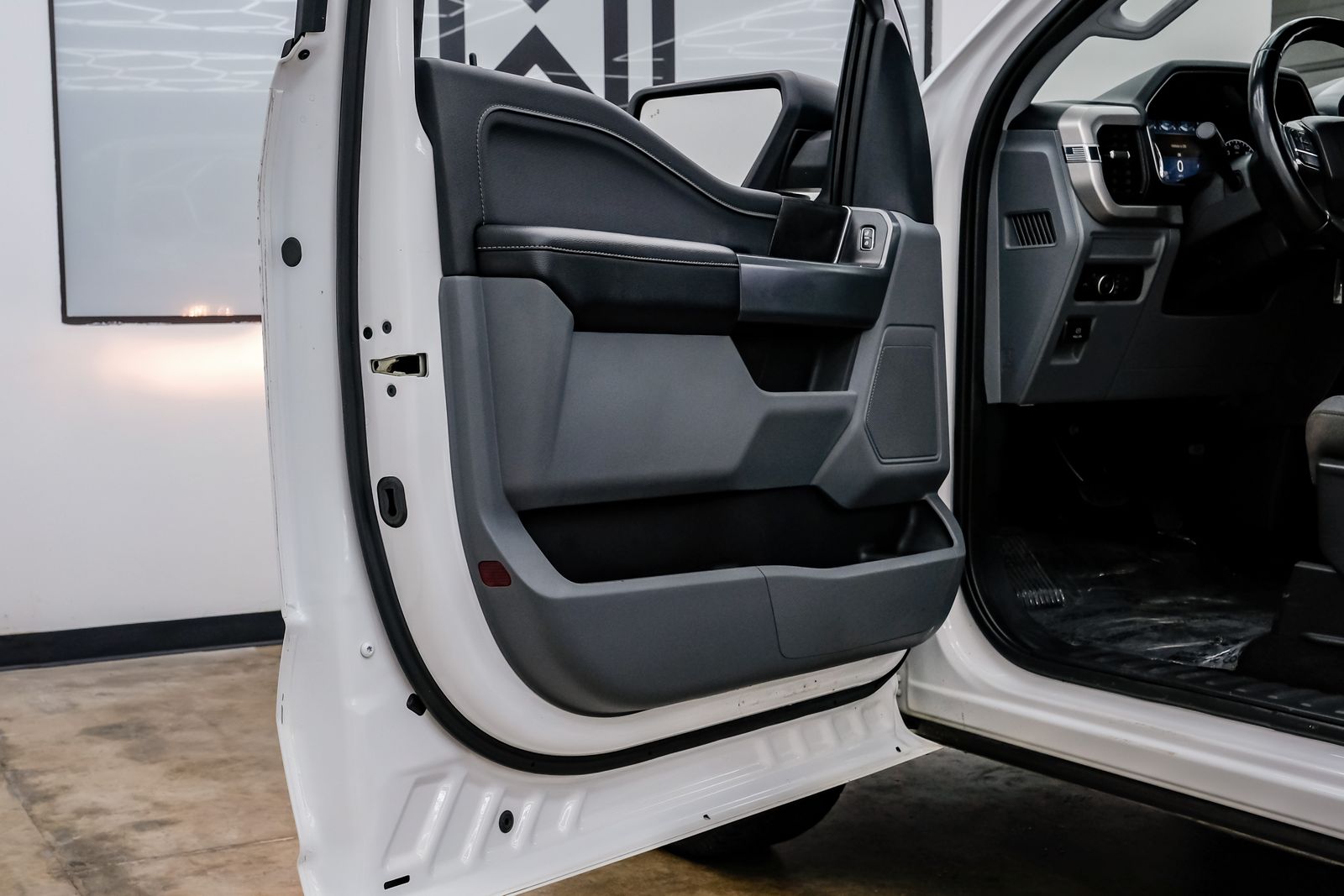 2022 Ford F-150 XLT - Photo 44
