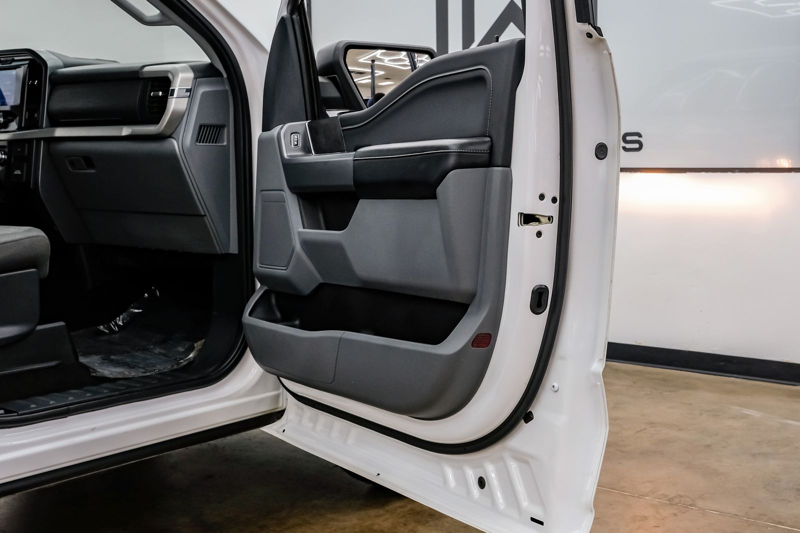 2022 Ford F-150 XLT - Photo 46