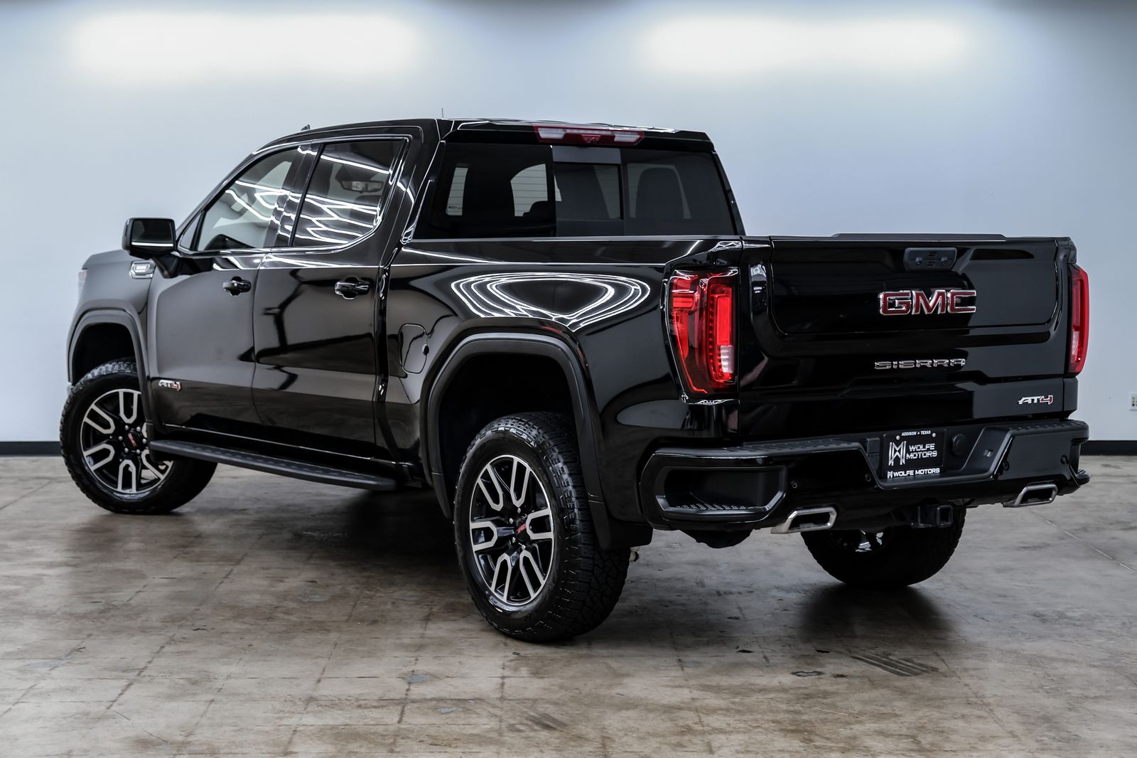 Photo 7 of this GMC Sierra 1500