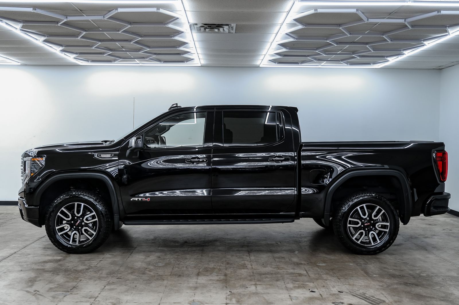 Photo 8 of this GMC Sierra 1500