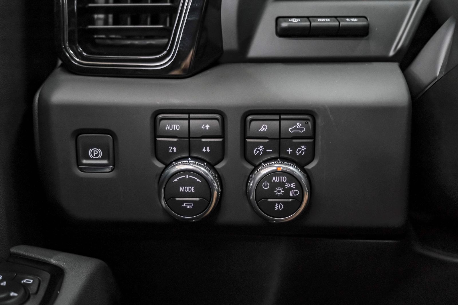Photo 26 of this GMC Sierra 1500