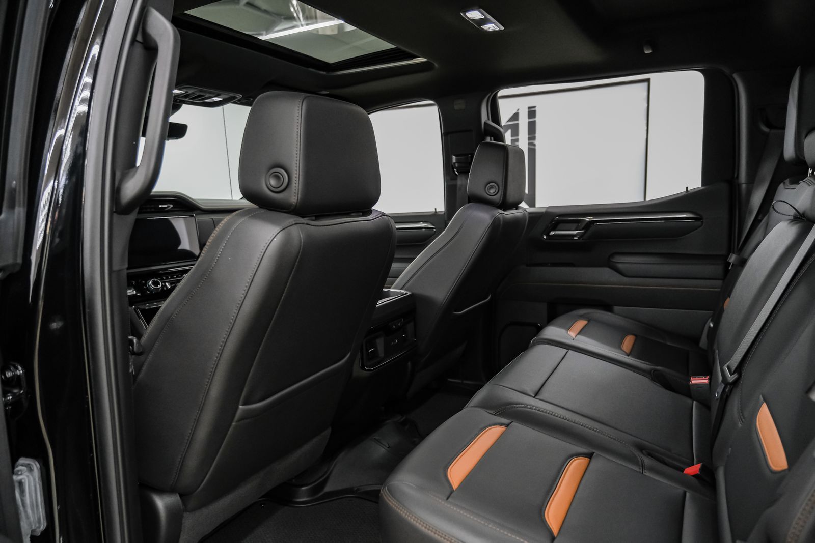 Photo 37 of this GMC Sierra 1500