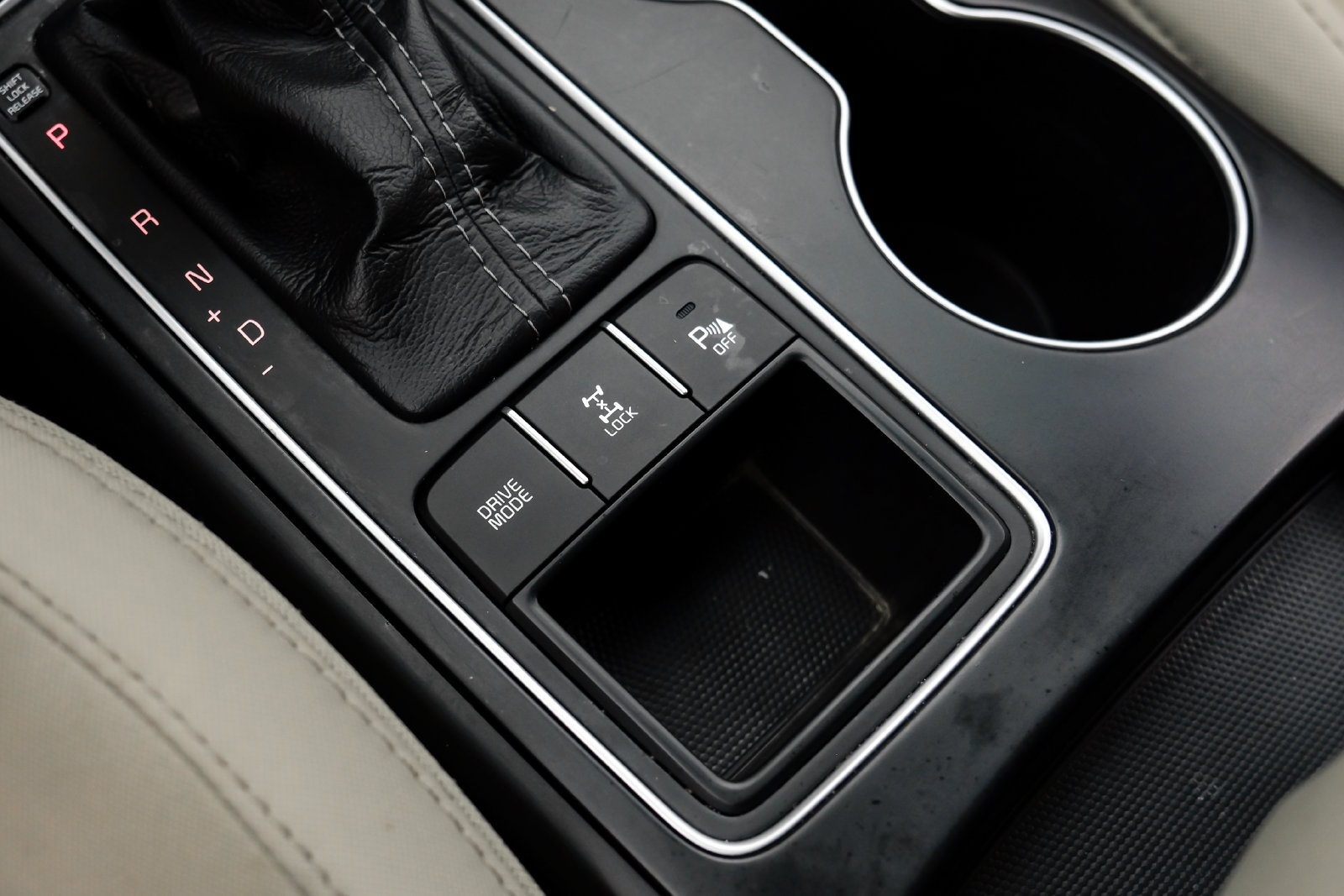 Photo 23 of this Kia Sorento