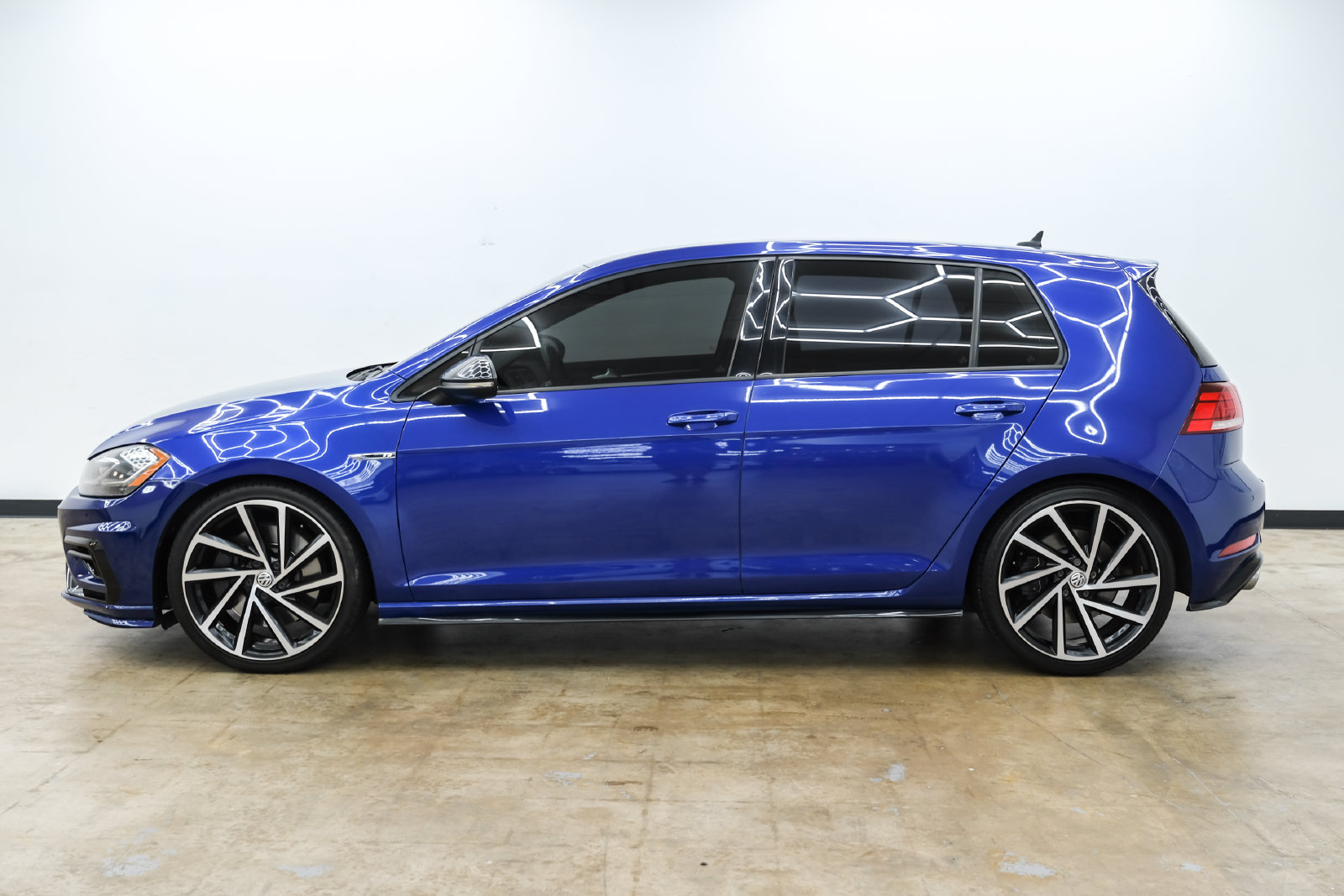 Photo 8 of this Volkswagen Golf R
