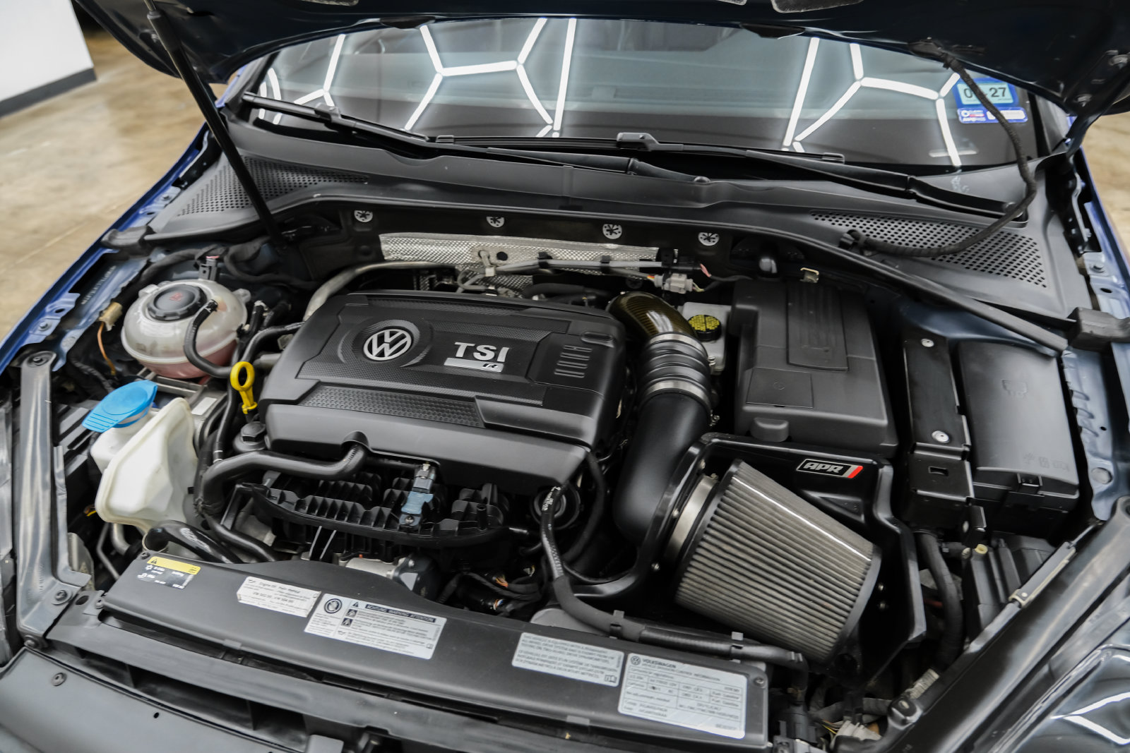 Photo 50 of this Volkswagen Golf R