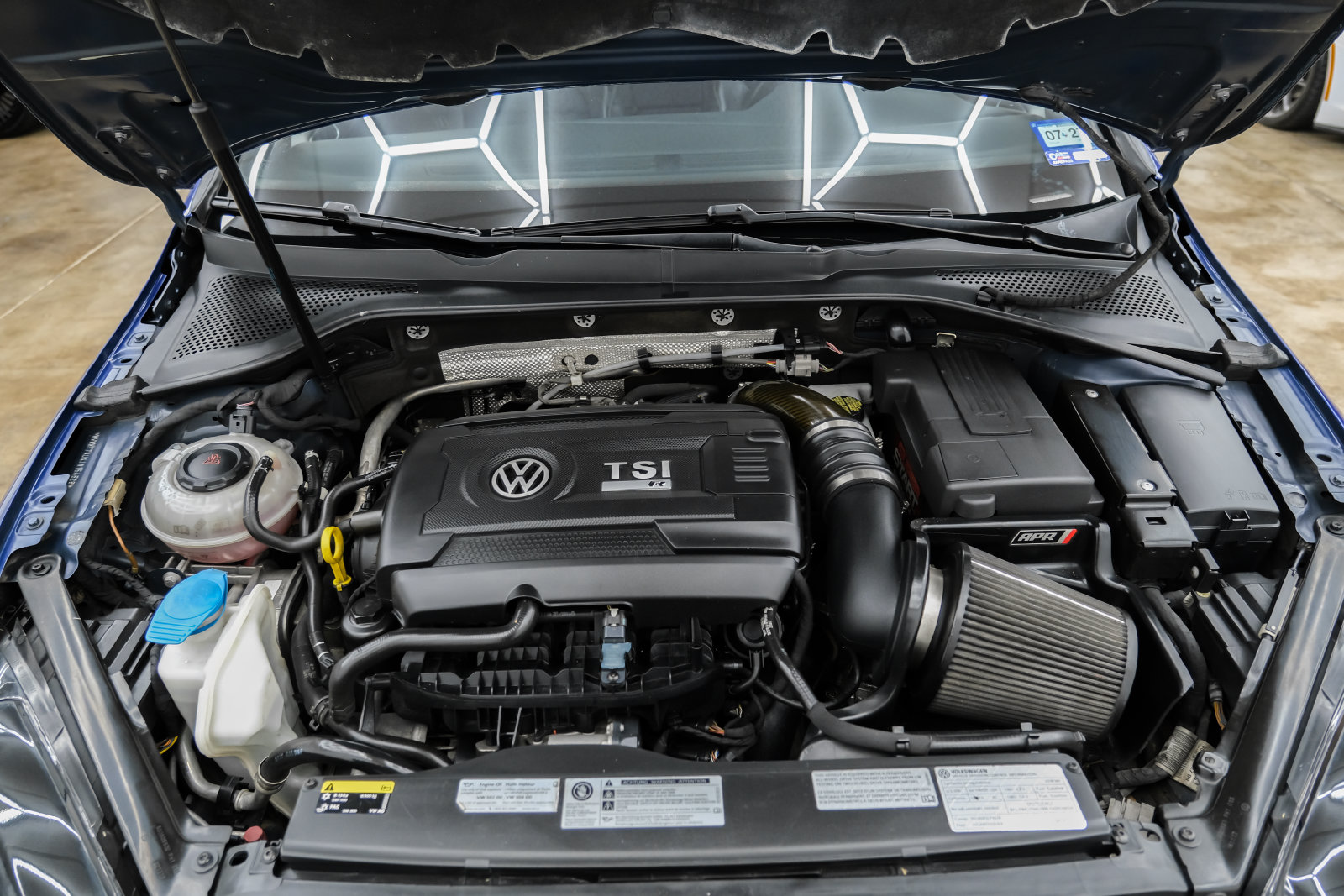 Photo 51 of this Volkswagen Golf R