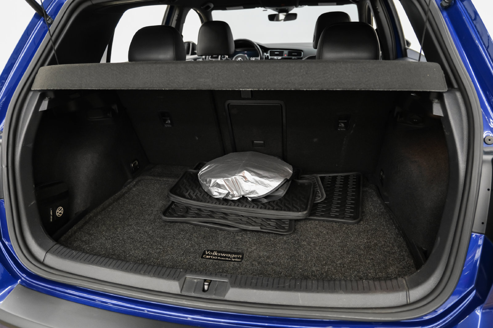 Photo 55 of this Volkswagen Golf R