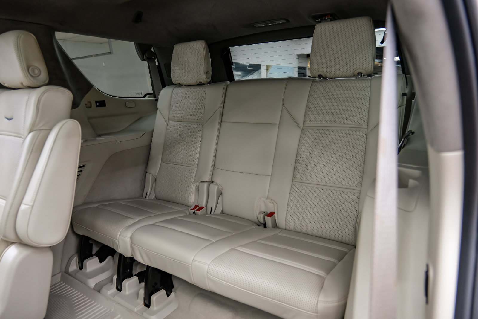 Photo 60 of this Cadillac Escalade