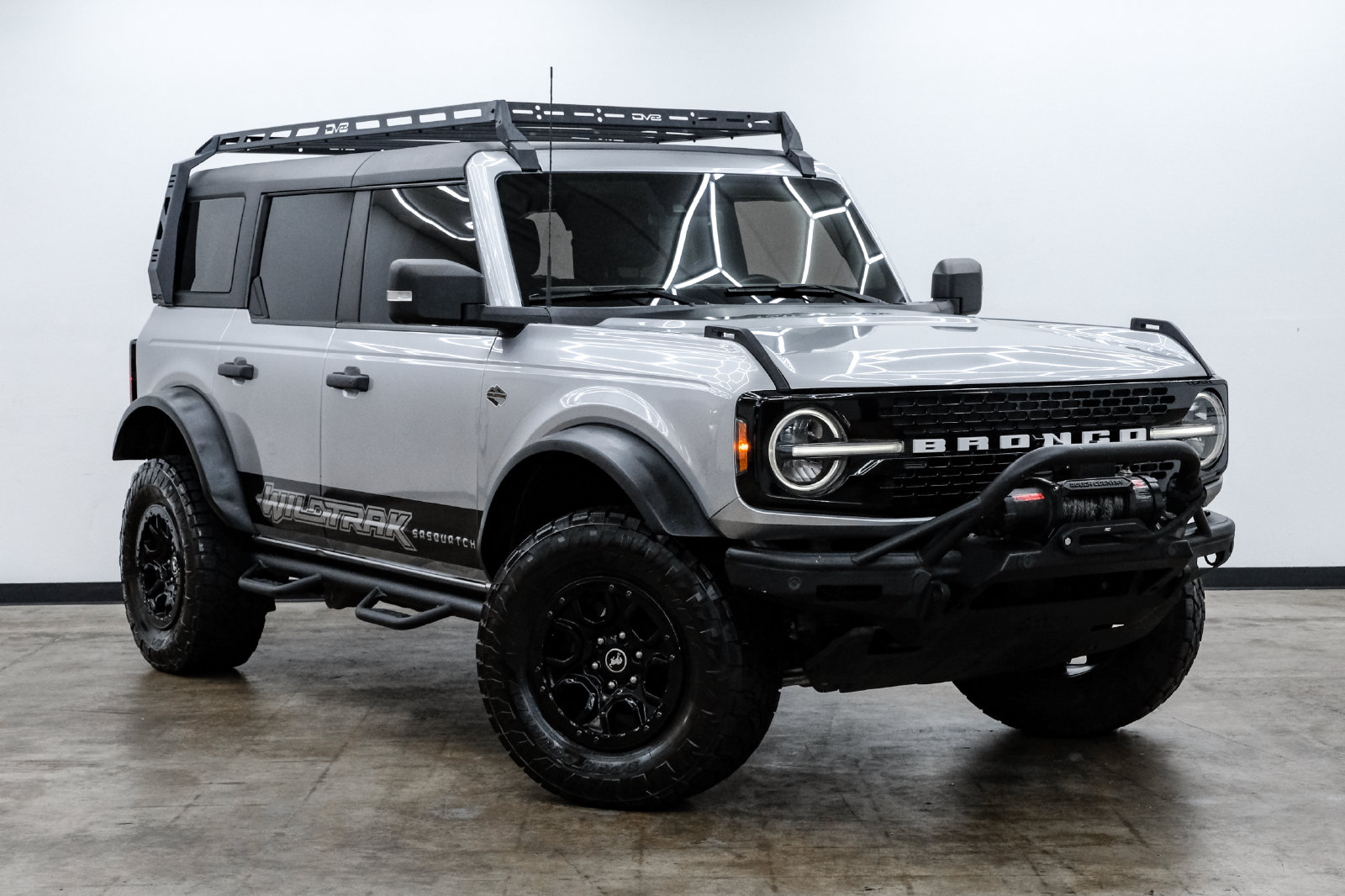 Photo 5 of this Ford Bronco