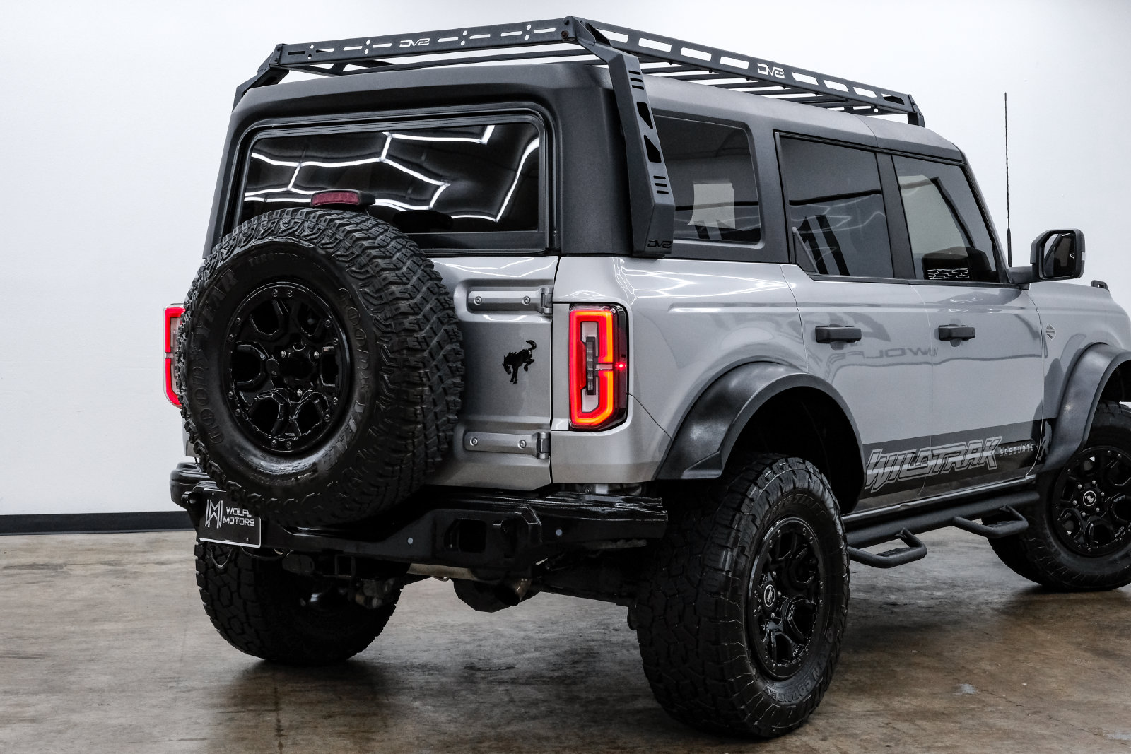Photo 8 of this Ford Bronco