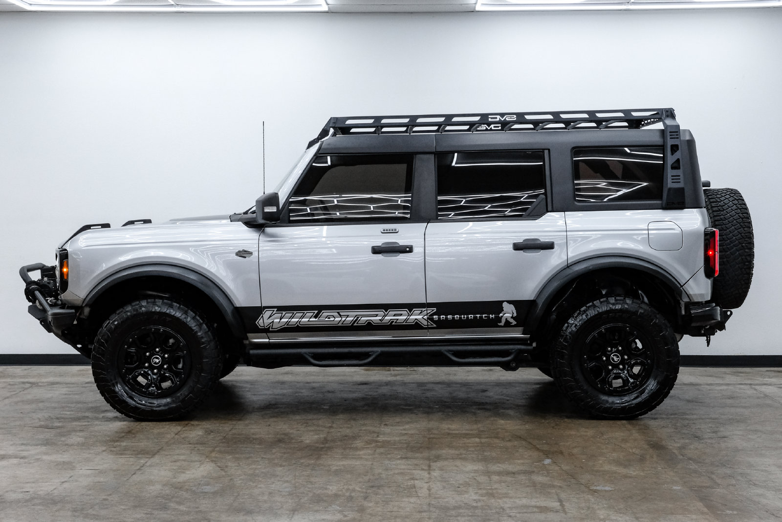 Photo 12 of this Ford Bronco