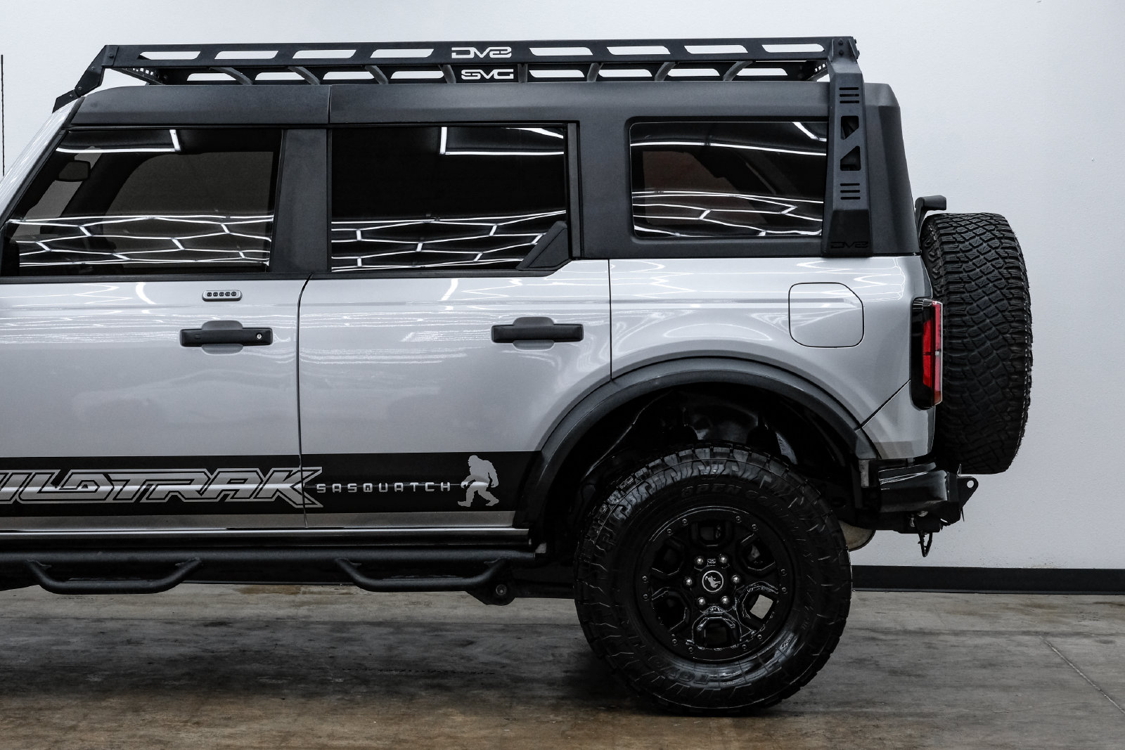 Photo 16 of this Ford Bronco