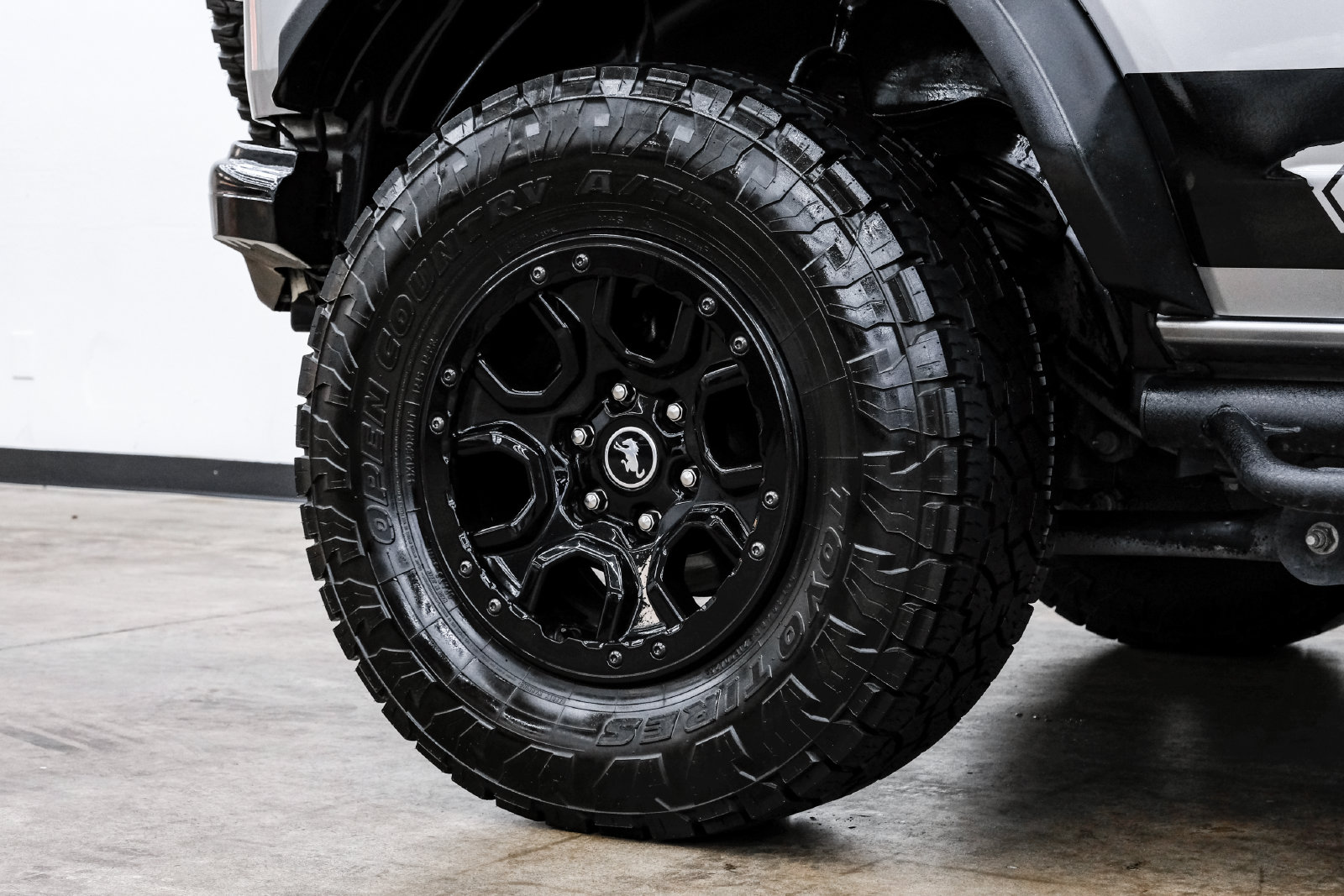 Photo 63 of this Ford Bronco