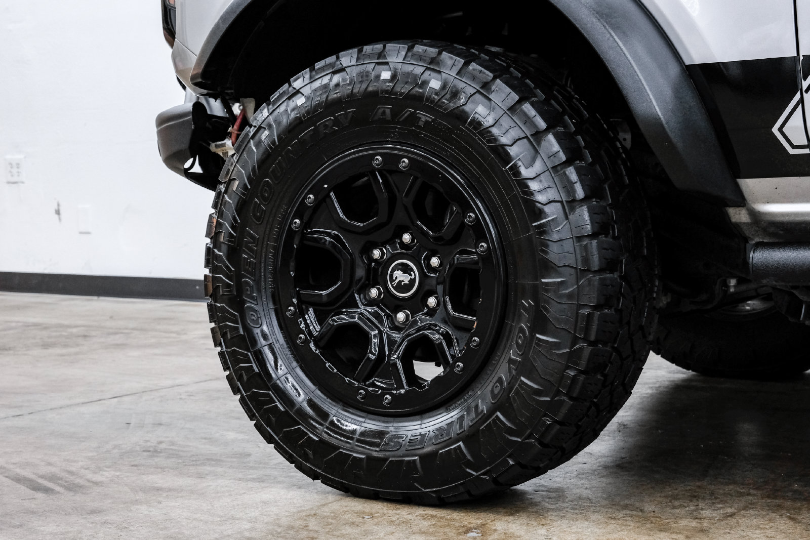 Photo 65 of this Ford Bronco