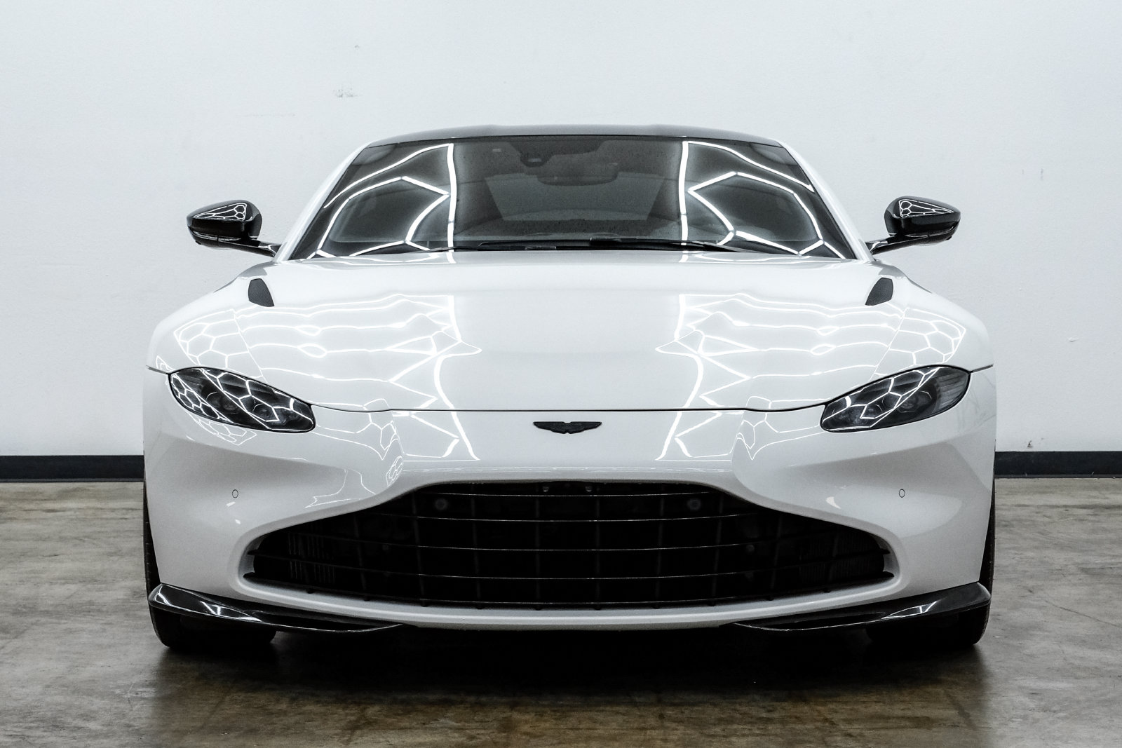 2023 Aston Martin Vantage Base - Photo 4