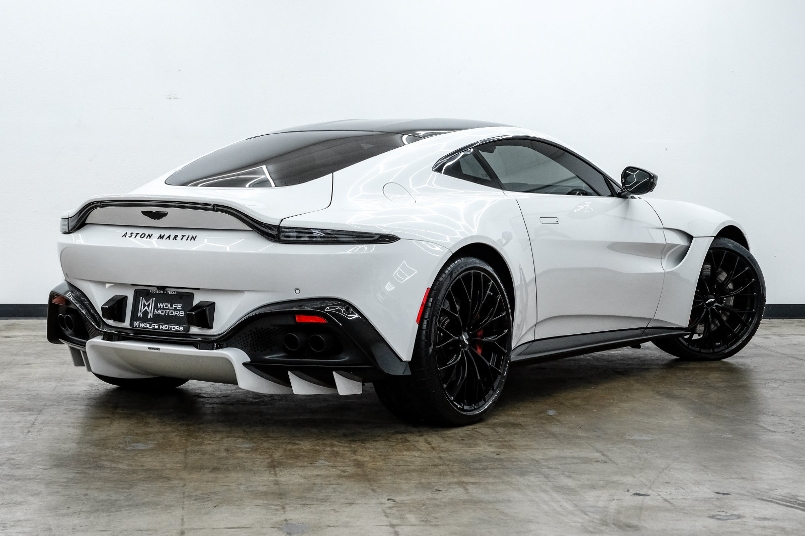 2023 Aston Martin Vantage Base - Photo 7