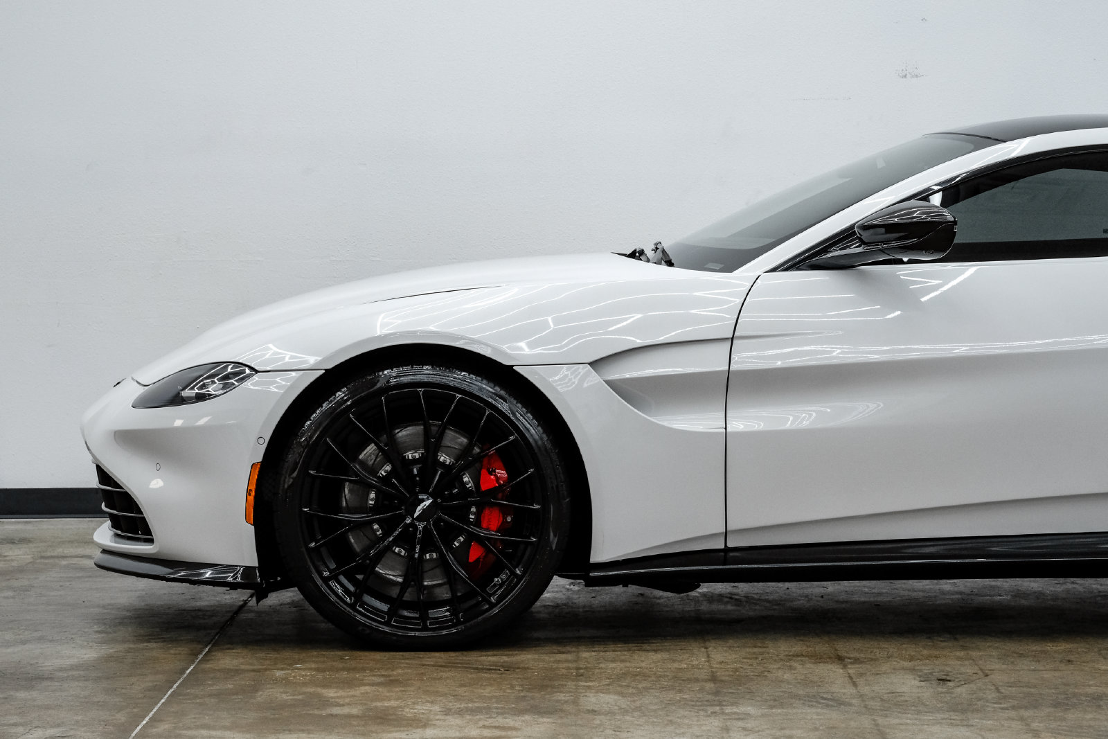 2023 Aston Martin Vantage Base - Photo 15
