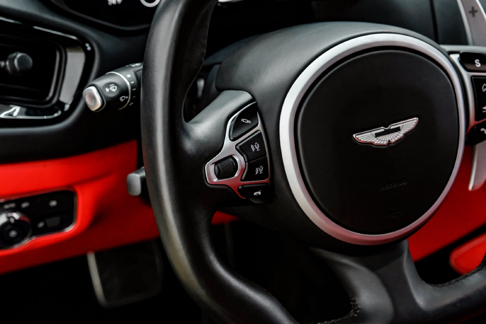 2023 Aston Martin Vantage Base - Photo 21