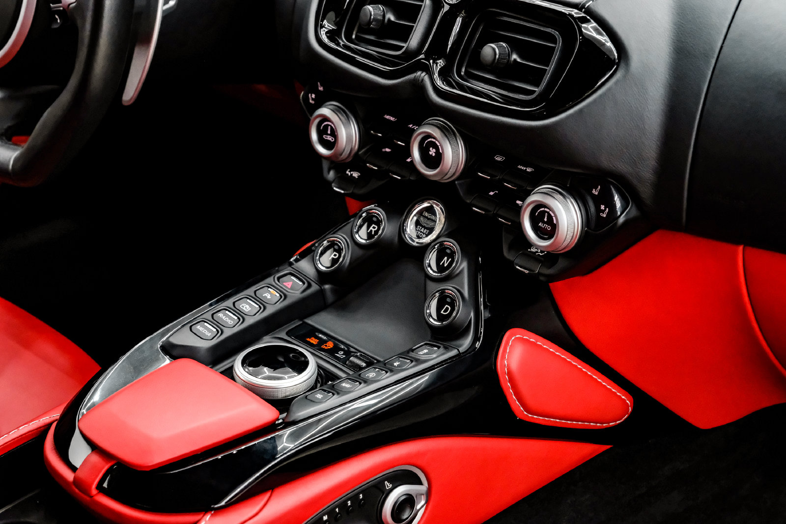 2023 Aston Martin Vantage Base - Photo 27