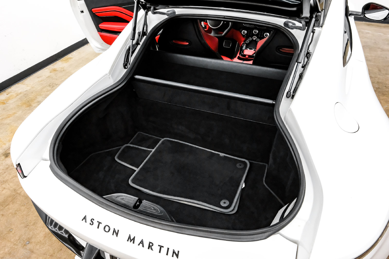 2023 Aston Martin Vantage Base - Photo 56