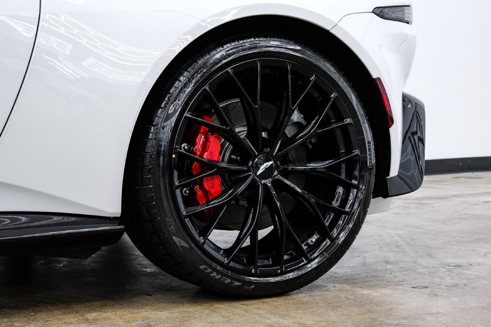 2023 Aston Martin Vantage Base - Photo 61