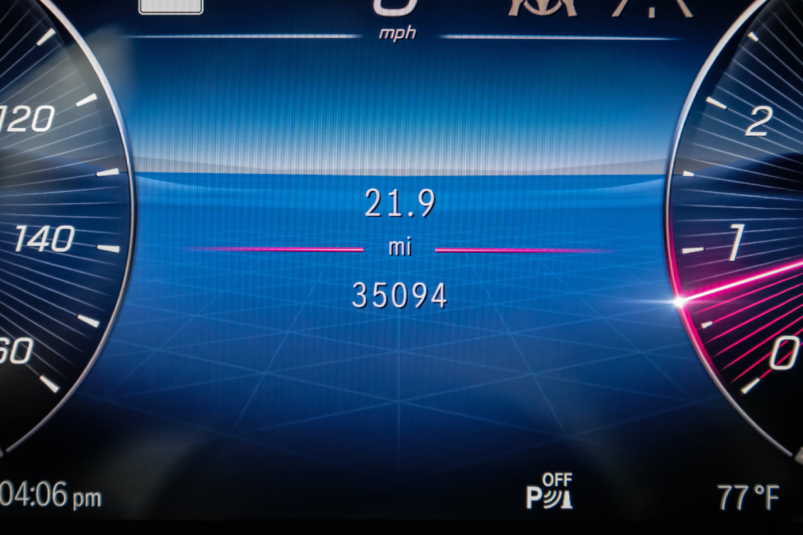 Photo 17 of this Mercedes-Benz S 500