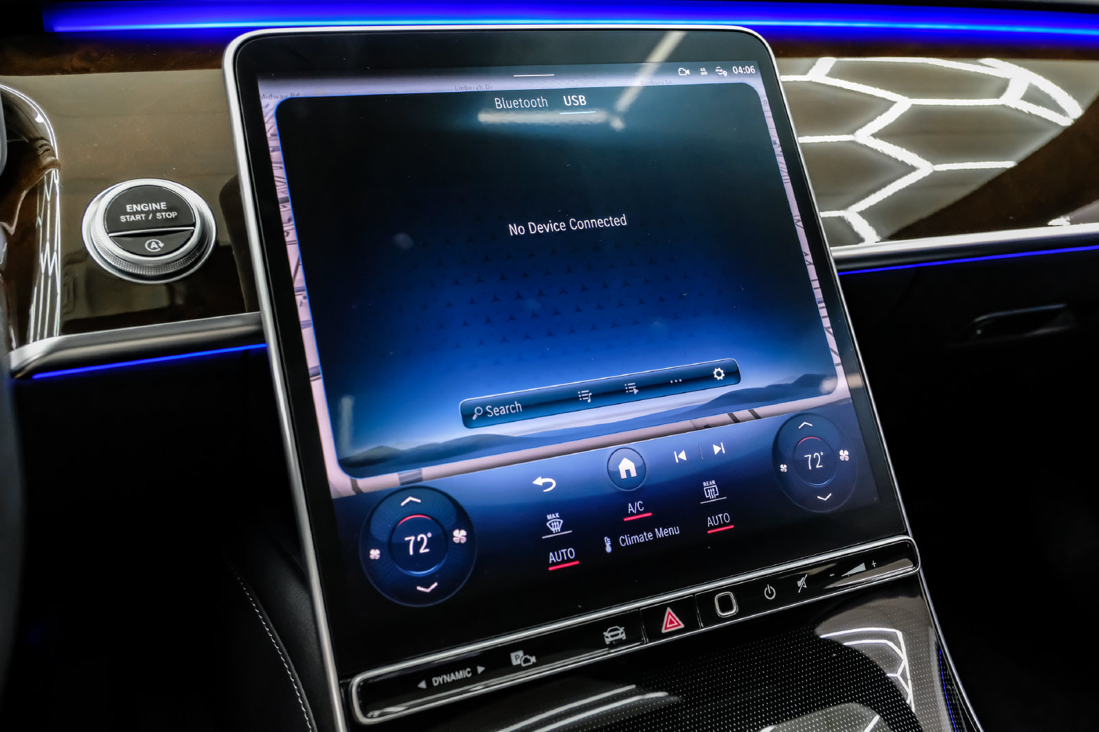 Photo 27 of this Mercedes-Benz S 500