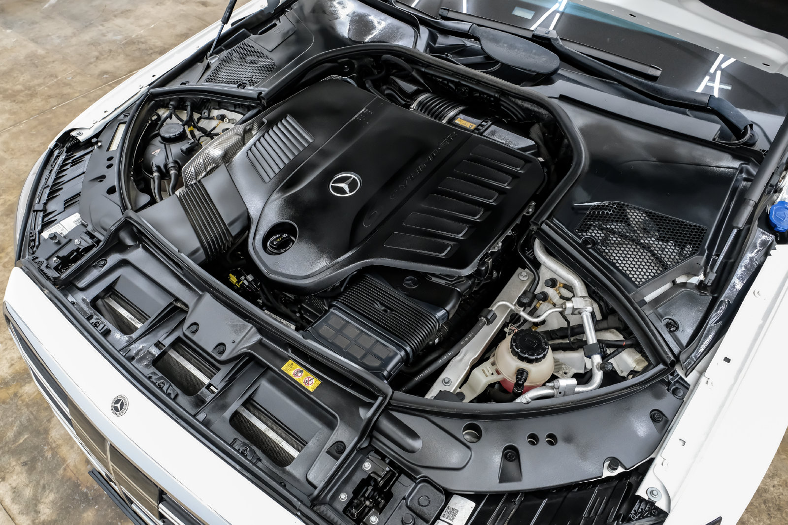 Photo 46 of this Mercedes-Benz S 500