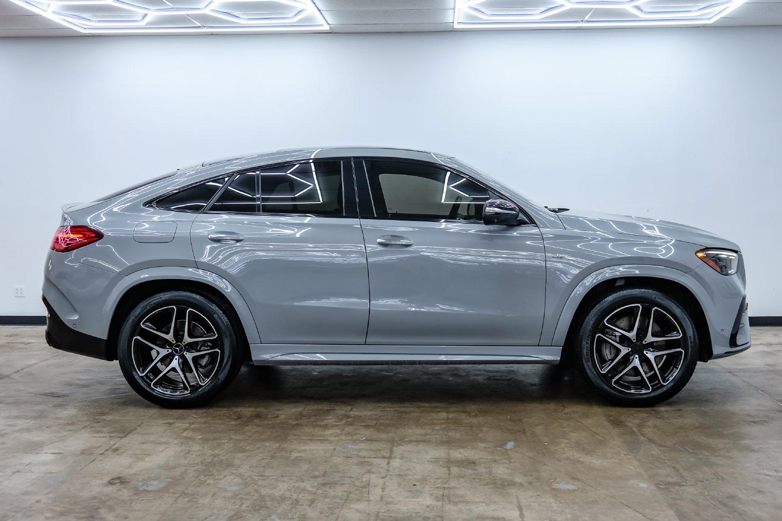 Photo 4 of this Mercedes-Benz AMG GLE 53