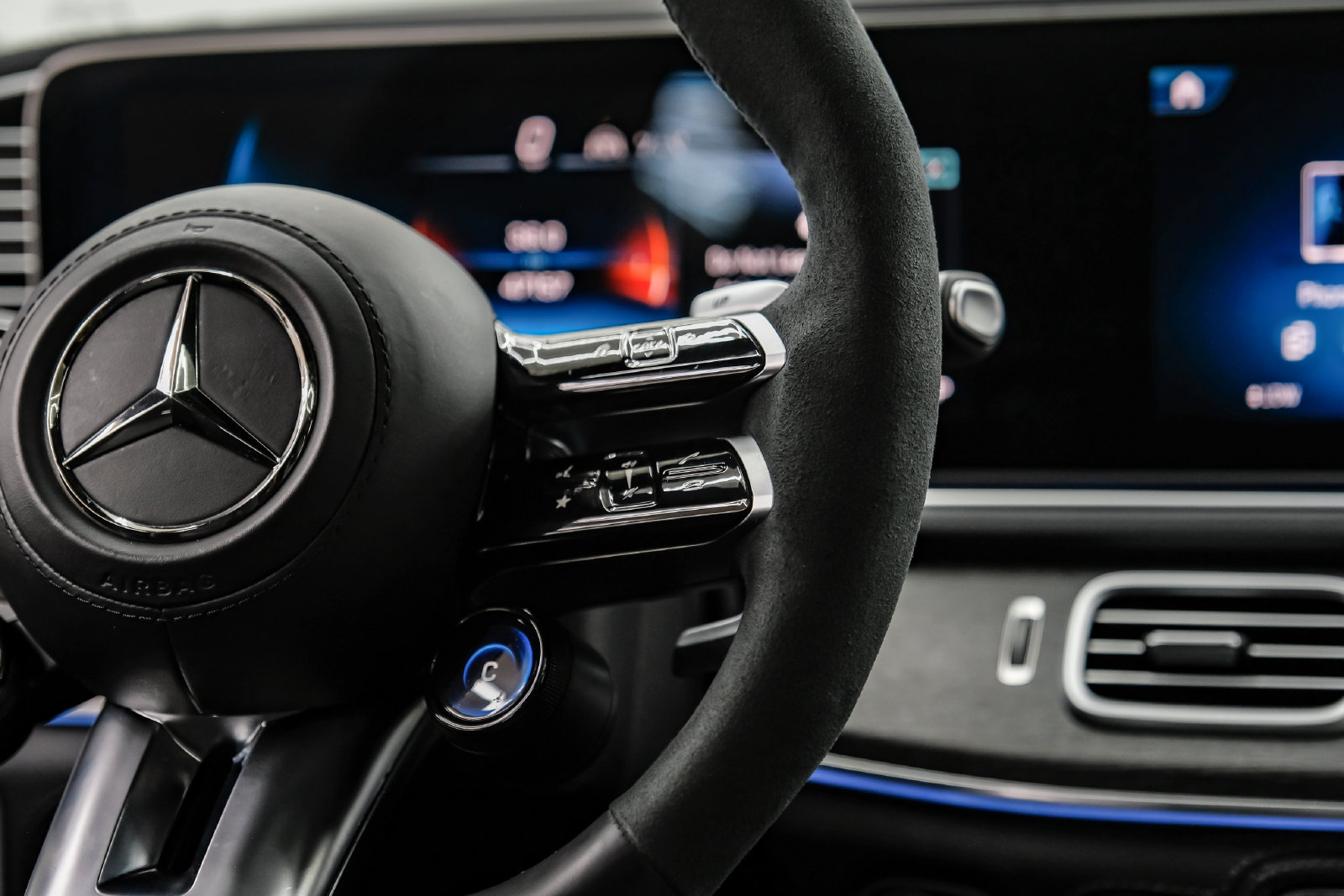 Photo 18 of this Mercedes-Benz AMG GLE 53