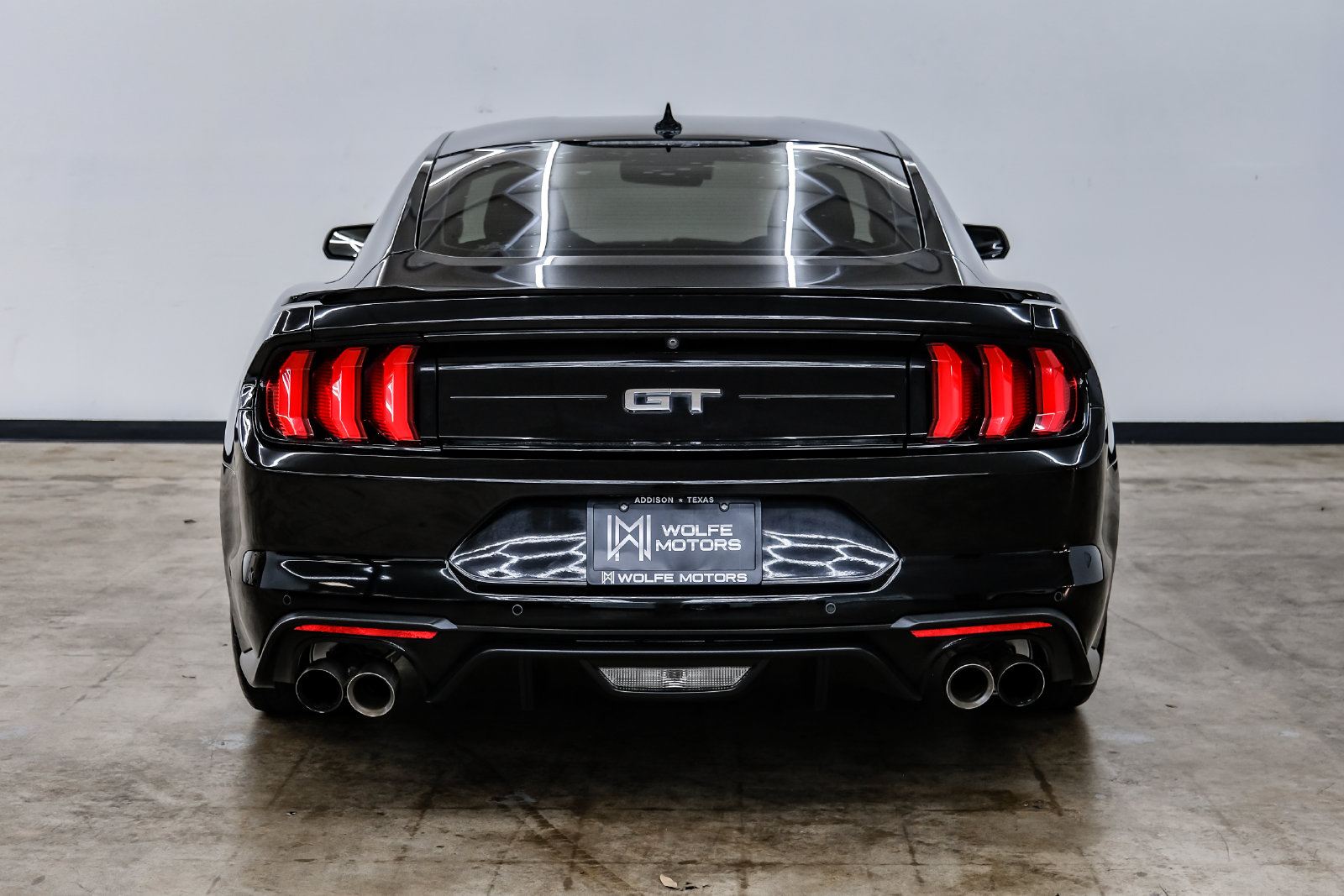 Photo 6 of this Ford Mustang