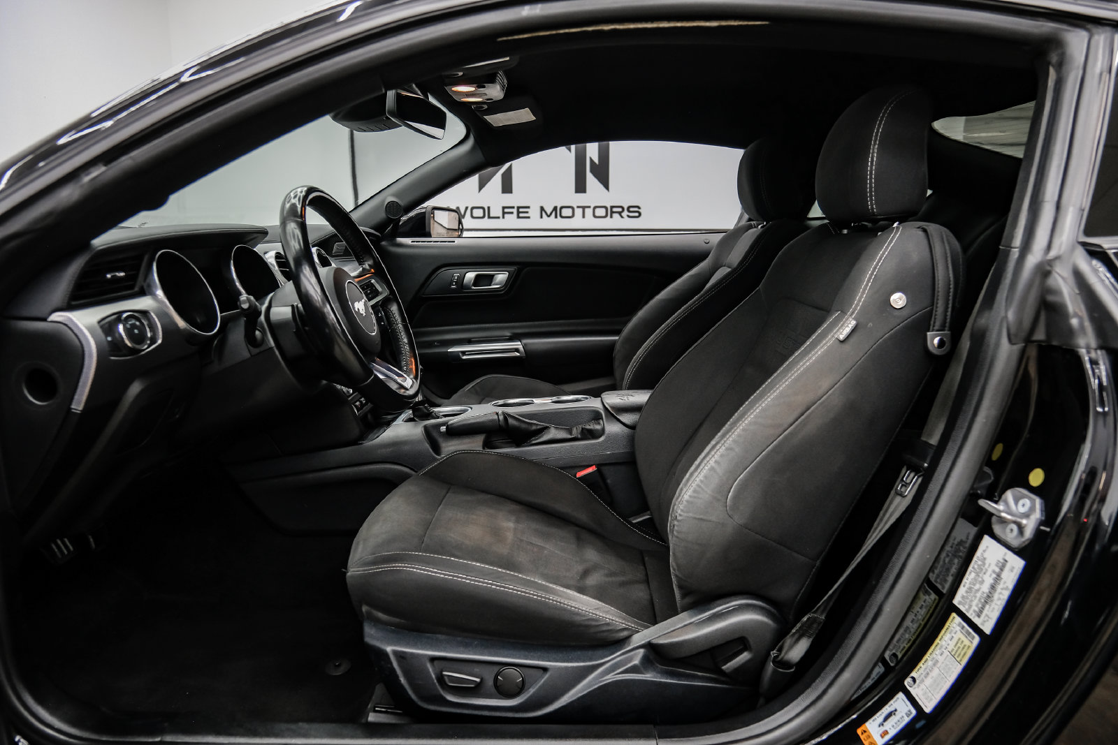 Photo 31 of this Ford Mustang